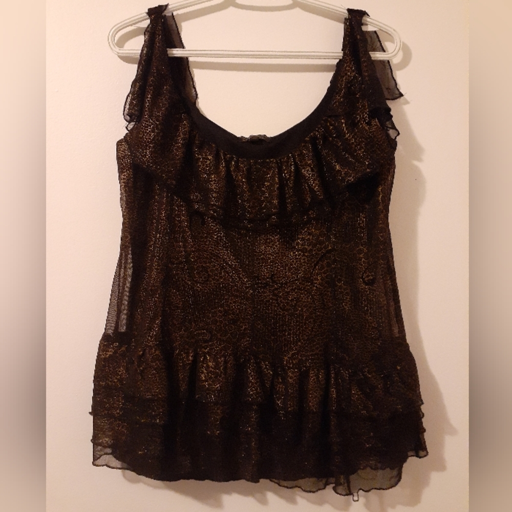 2 For 25$ Women's Champagne/ Le Grenier Shirt